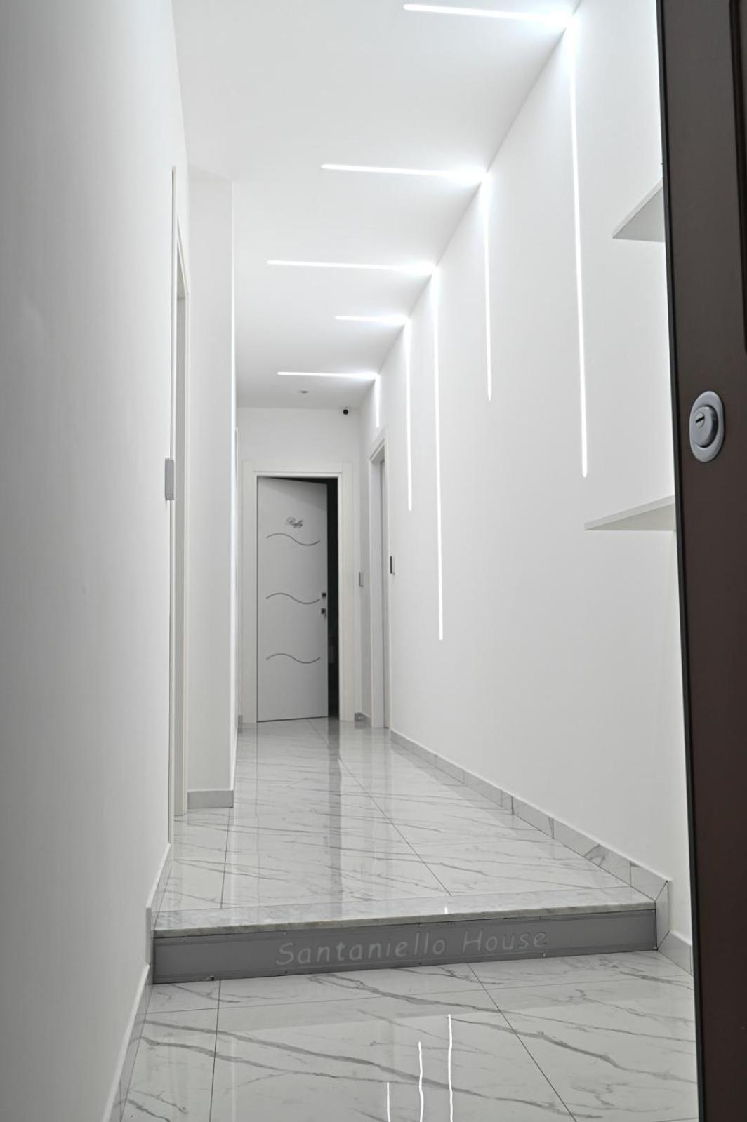 Bebsantaniellohouse1 Bed & Breakfast Napoli Dış mekan fotoğraf
