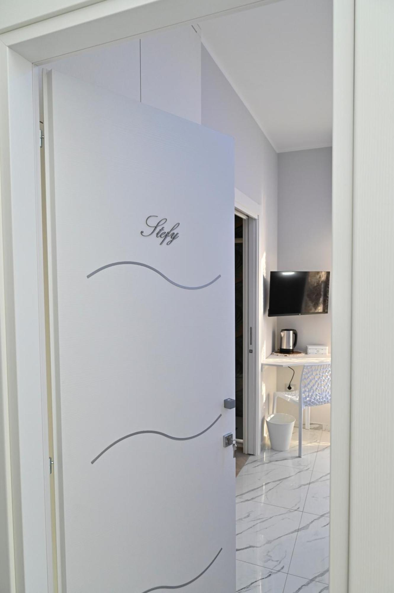 Bebsantaniellohouse1 Bed & Breakfast Napoli Dış mekan fotoğraf