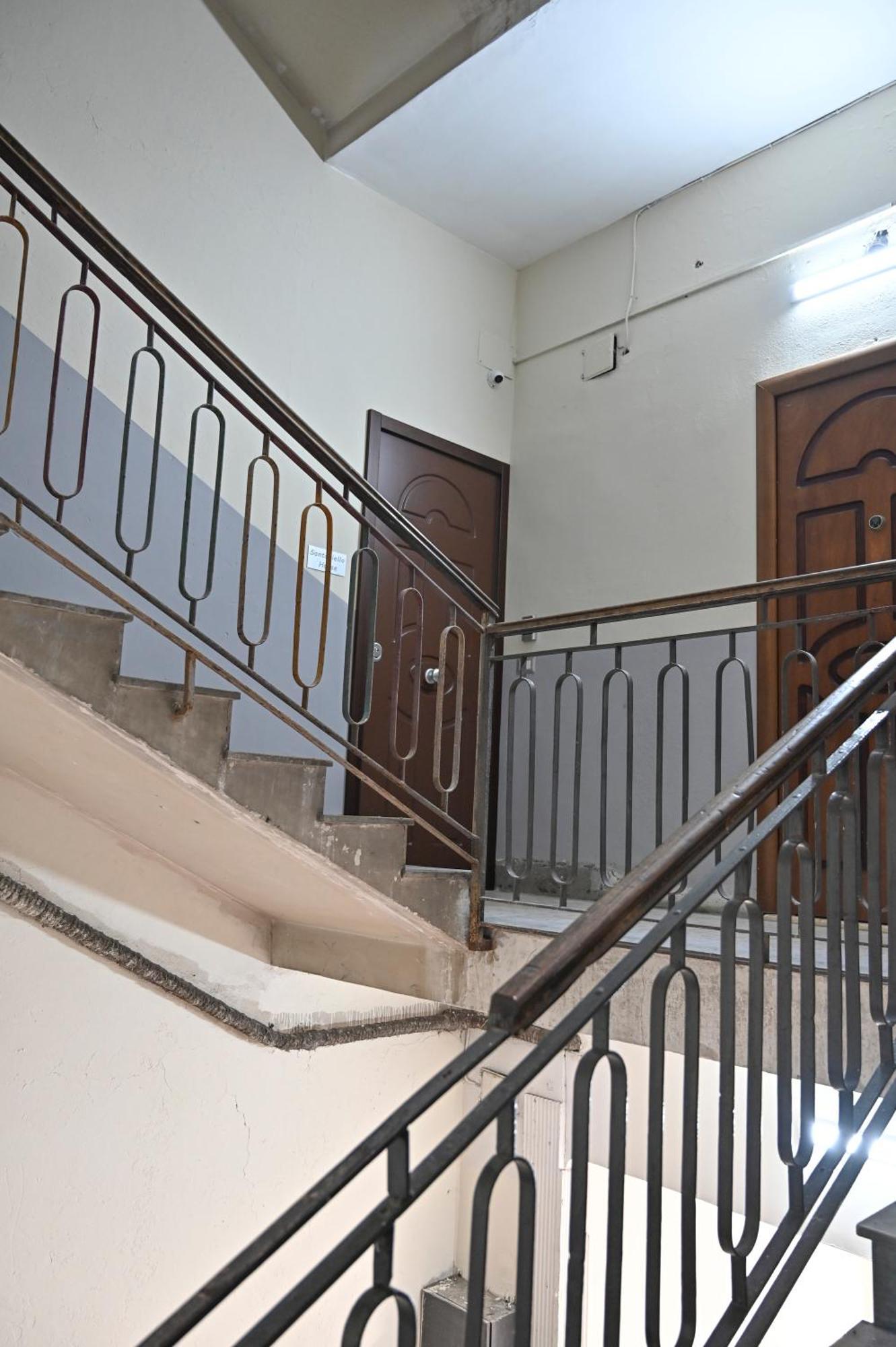 Bebsantaniellohouse1 Bed & Breakfast Napoli Dış mekan fotoğraf